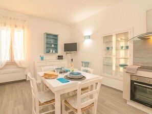 Dining - Pavoncella by Interhome (Arzachena)