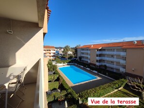 Outdoor pool - T2 air-conditioned 5 minutes from the beach of Les Sablettes LLS2 (La Seyne-sur-Mer)
