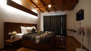 1 chambre, fer et planche à repasser, Wi-Fi gratuit, draps fournis