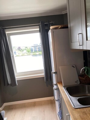 微波爐、爐具、咖啡機/沖茶器、攪拌機