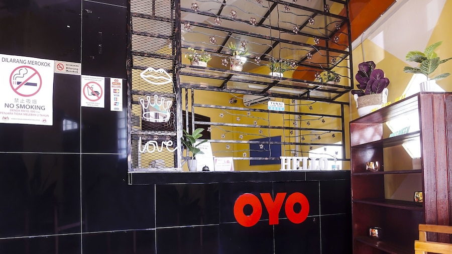 Hotel O Night Queen salak Tinggi