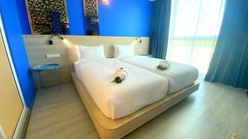 Standard Twin Room | Desk, free WiFi, bed sheets