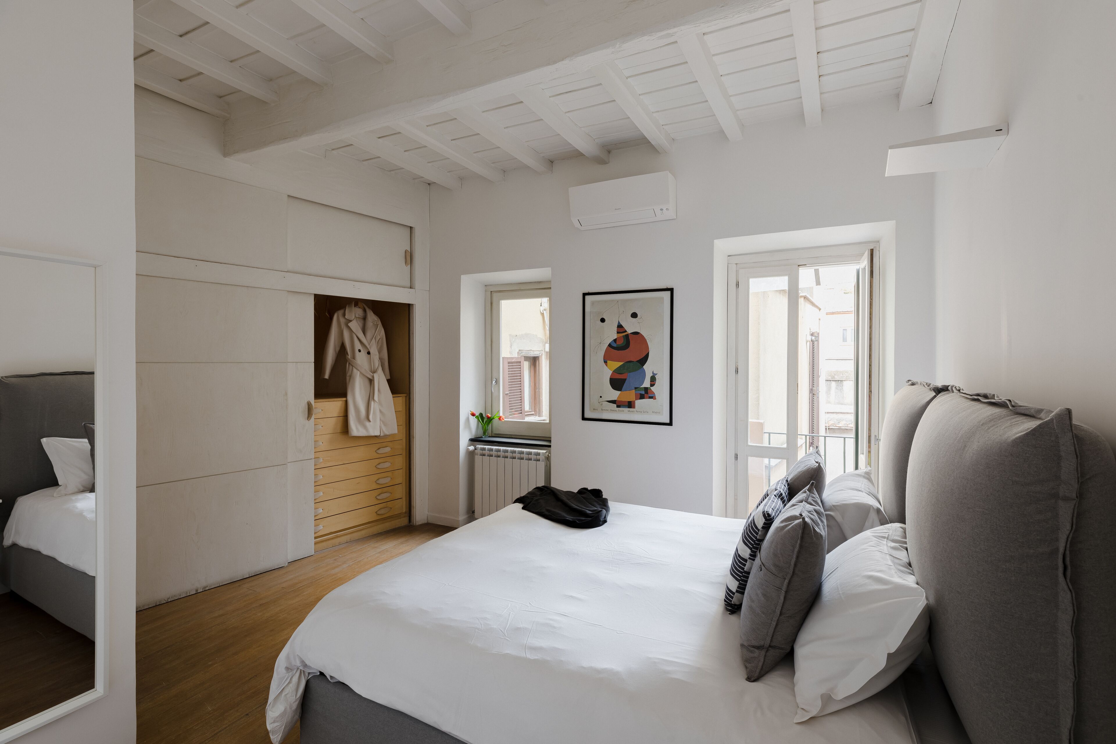 1 chambre, fer et planche à repasser, Wi-Fi, draps fournis