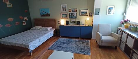 1 bedroom, WiFi, bed sheets