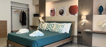 A design Boutique Hotel with a refined taste, which houses 8 splendid rooms.