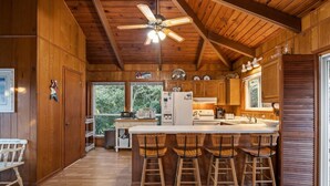 House, 4 Bedrooms | Private kitchen - Dogwood Treehouse (Pine Knoll Shores)