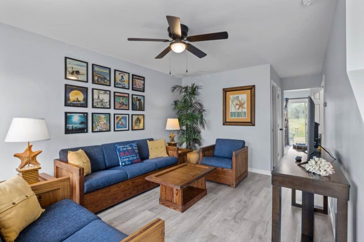 Condo, 2 Bedrooms | Living room