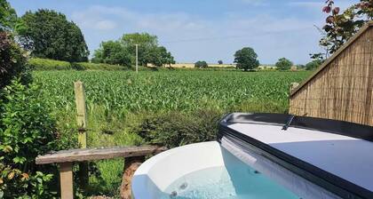 Bonneys Barn Retreat - Luxury homely getaway