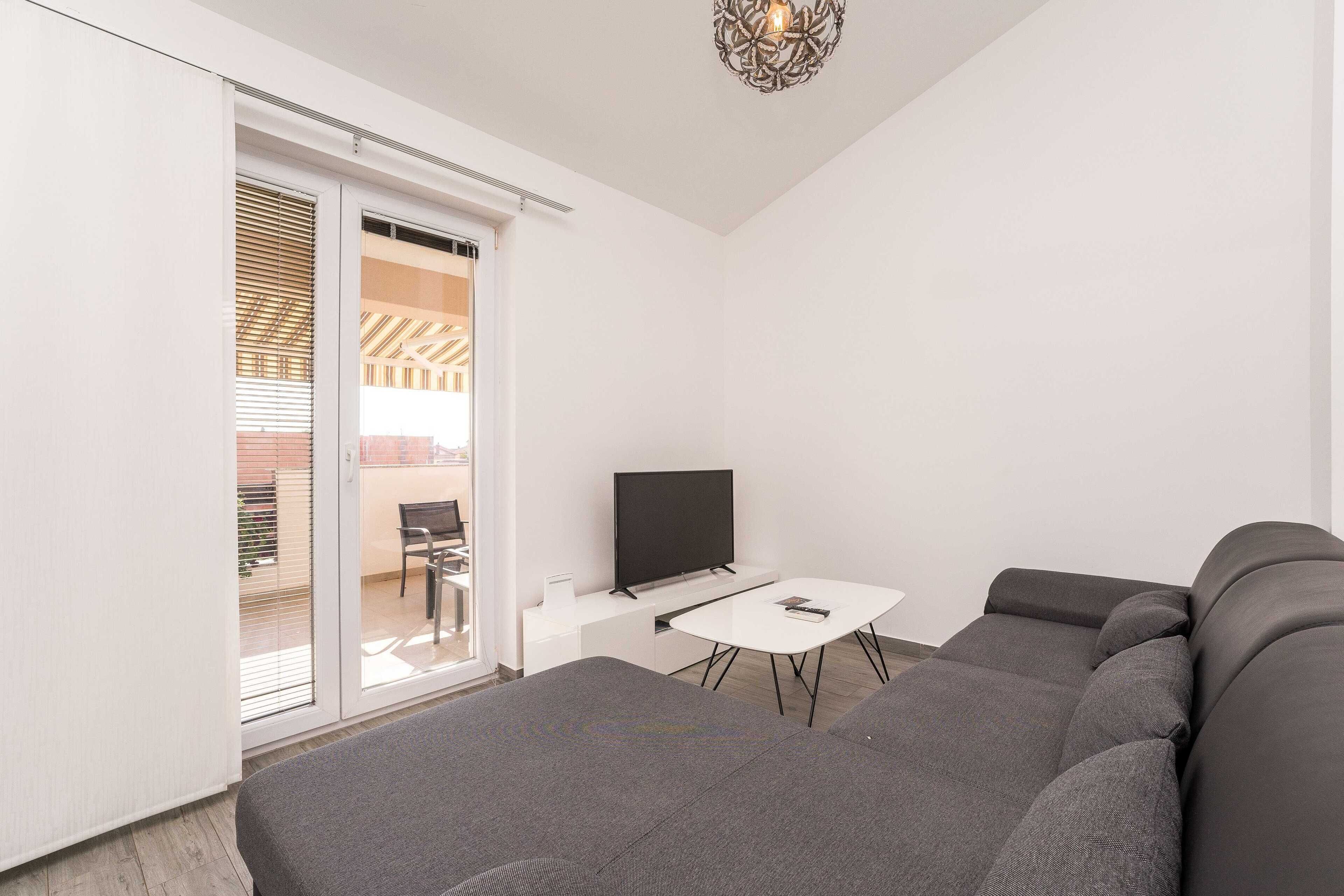 Apartment (One Bedroom Apartment with Balcony) | Interior