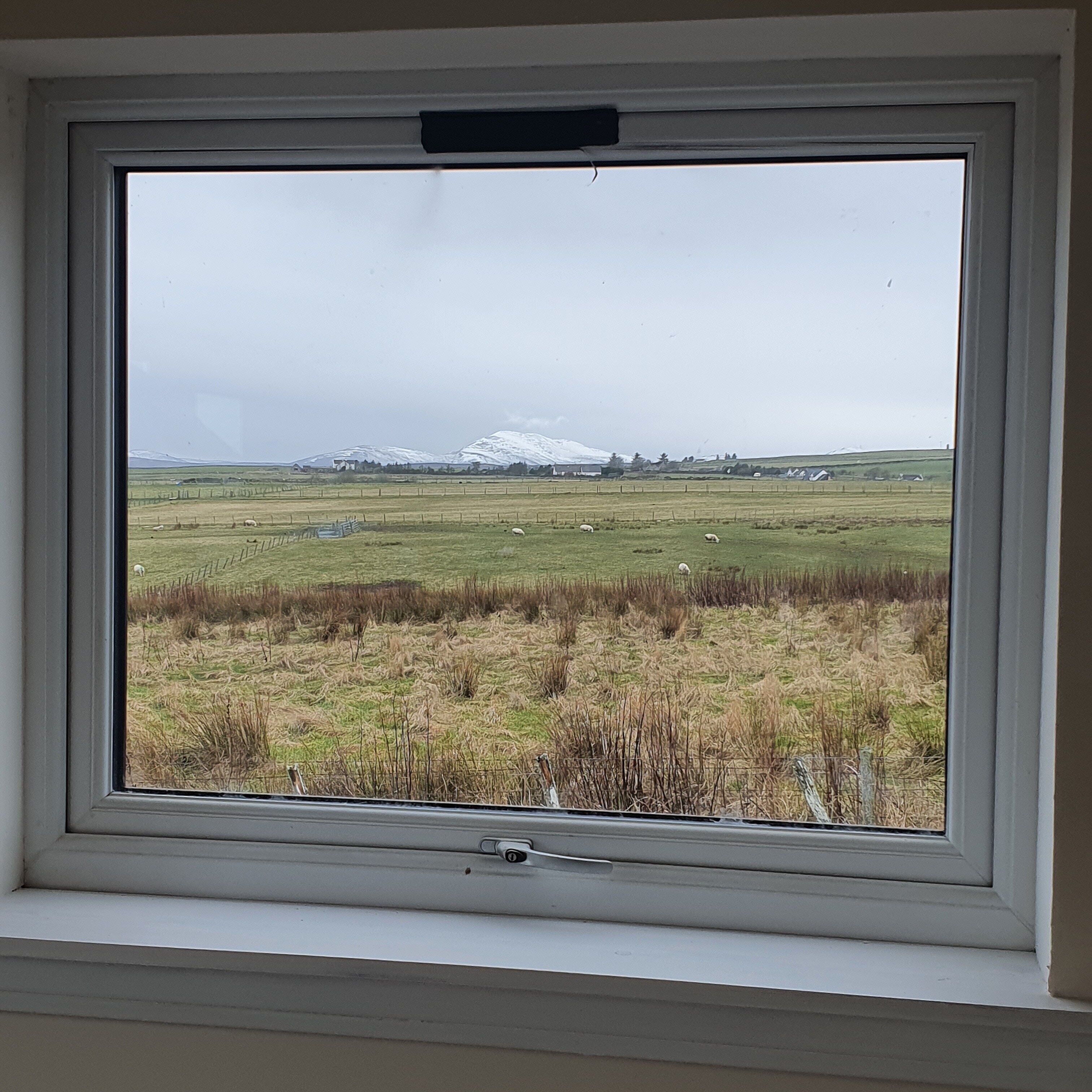 Chalet, 1 cama King size y sofá cama | 1 habitación, wifi gratis y ropa de cama 