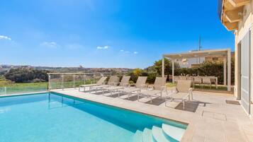 Family House, Multiple Bedrooms (Twilight Gozitan Farmhouse With Pool) | Pool | 2 outdoor pools