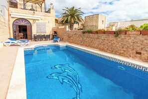 Maison Familiale, plusieurs chambres (Villayana Gozitan Farmhouse with pool) | Piscine