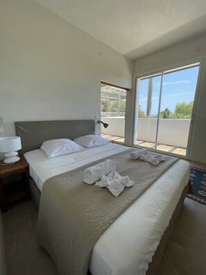 5 chambres, fer et planche à repasser, Wi-Fi gratuit, draps fournis