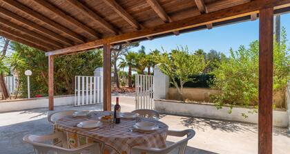 Holiday Home 'Salento' with Garden & A/C
