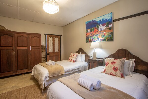 Unclassified image, 1 of 19, button - Flitwick Ranch - Old Cheese Factory Room 2 (Greater Kokstad)