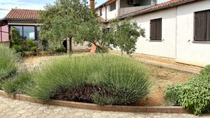 House, 3 Bedrooms, Smoking, Terrace | Garden - House Erra -family Frendly House (Vodnjan)
