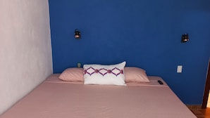 Room, 1 Bedroom, Terrace, City View | 1 bedroom, WiFi - Room-lugar de Desanso Constanza (San José del Cabo)