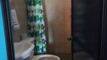 Room, 1 Bedroom, Terrace, City View | Bathroom amenities