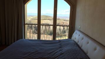 3 bedrooms
