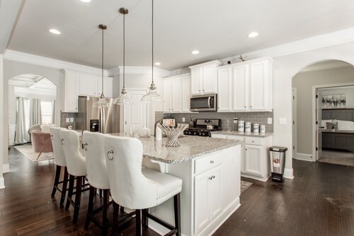 Large Luxury Getaway For Families Children