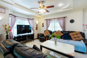 Villa, 3 Bedrooms, Smoking, Private Pool | Interior - Private Residence Hosted by Sasithorn (Pattaya)
