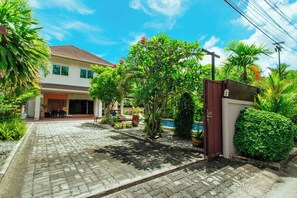Villa, 3 Bedrooms, Smoking, Private Pool | Exterior - Private Residence Hosted by Sasithorn (Pattaya)