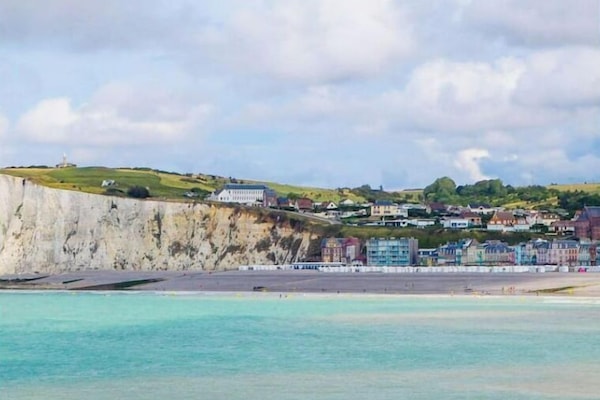 Una playa cerca