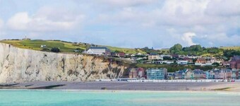 Le Cottage de la Plage house 400 m from the sea with garage and sunny courtyard