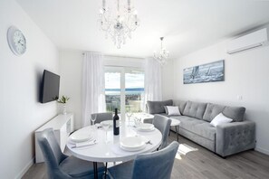 Living room - Sea Vista Apartment Kastela - Grey (Kastela)