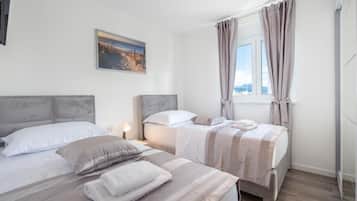 Leilighet, 2 soverom, balkong, byutsikt | 2 soverom