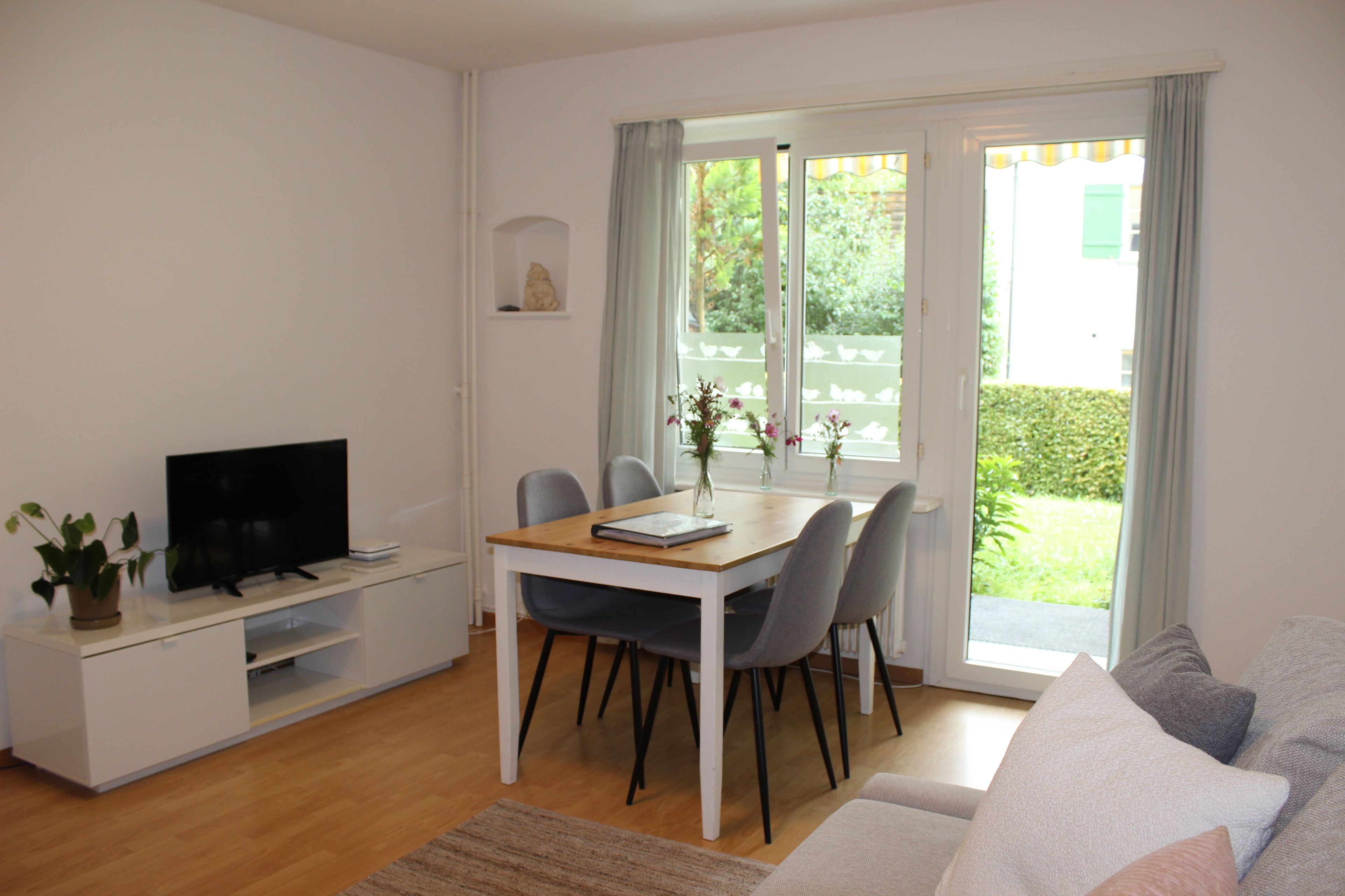 Apartment, 1 Bedroom, Terrace, Garden View | Living room