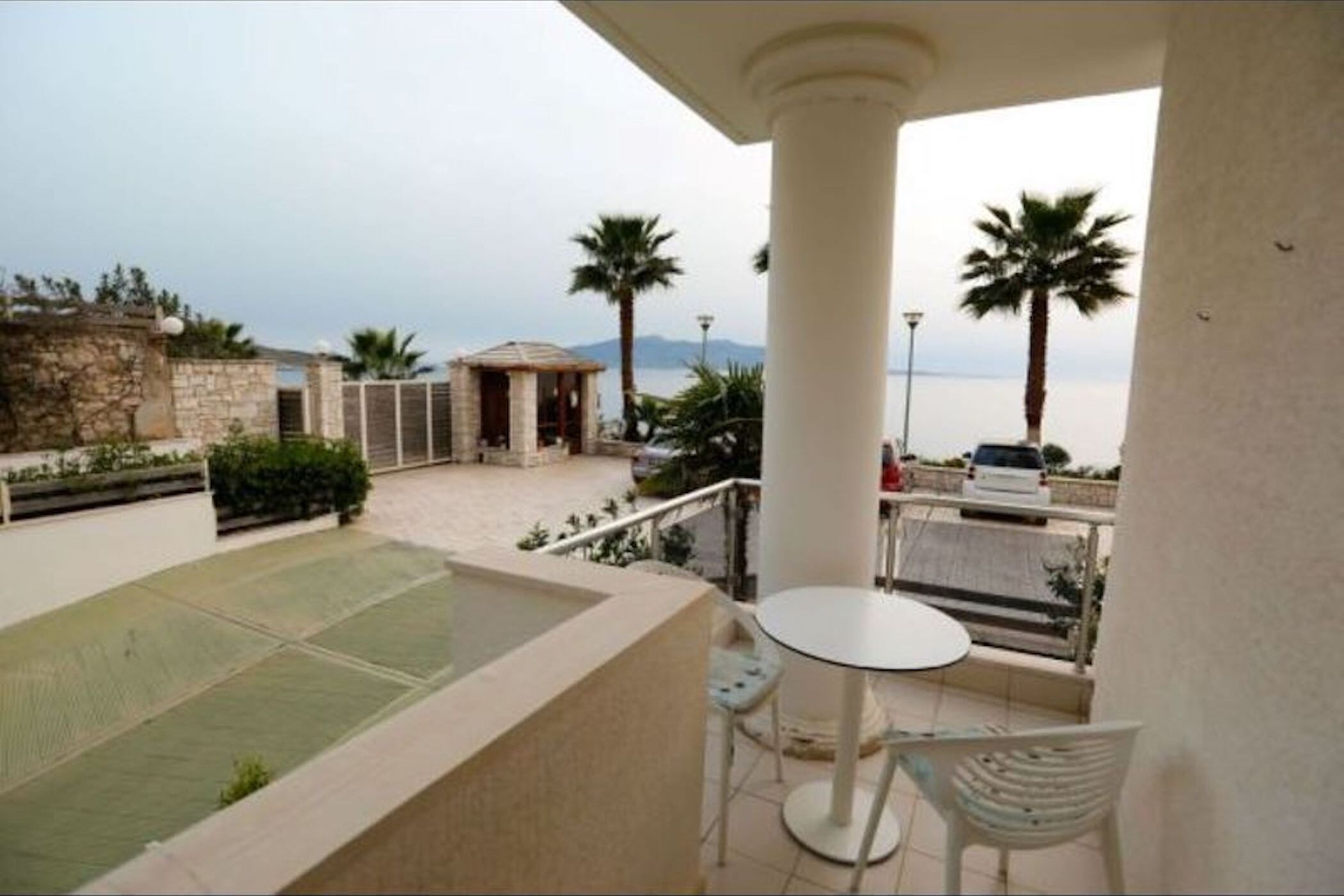 Beachfront Sion Sarande Apartment 2