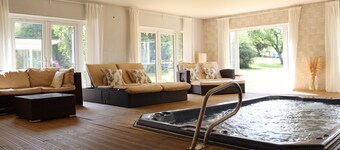 Period 8br Country House with Day Spa