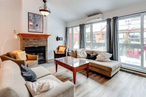 Unit 35 - Ski-in/Ski out