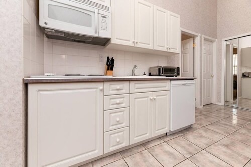 Cozy Fairmont Hot Springs 1BR Condo BC Registration PM493078643