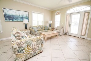 Interior - Summer Towne Cottages By Panhandle Getaways (Panama City Beach)
