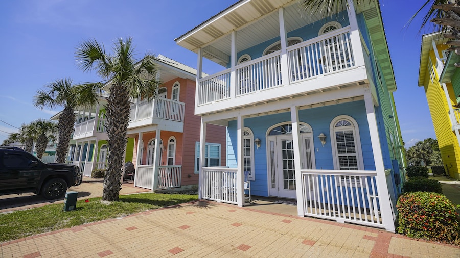 Summer Towne Cottages By Panhandle Getaways