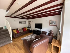 獨棟房屋 | 客廳