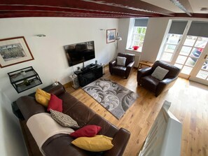 獨棟房屋 | 客廳