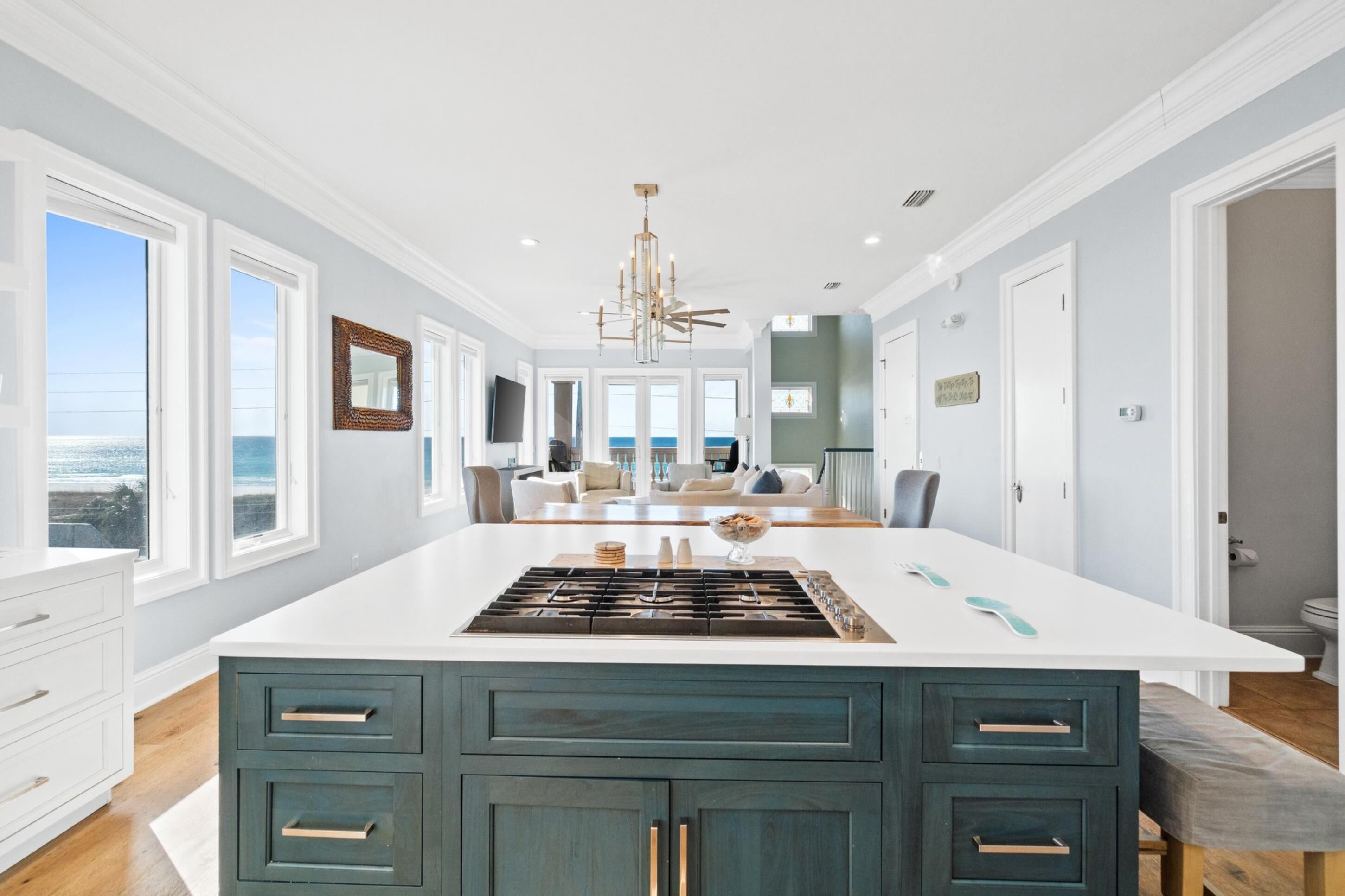 House, 5 Bedrooms, Private Pool | Dapur peribadi | Peti sejuk/penyejuk beku saiz penuh, ketuhar gelombang mikro, ketuhar 