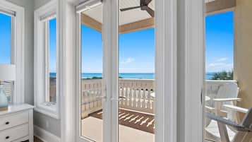 House, 5 Bedrooms, Private Pool | Balkoni