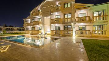 Deluxe Room, Pool View | View from room