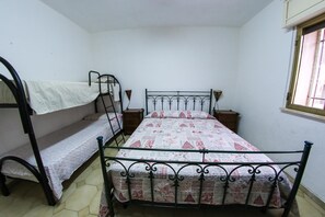 2 bedrooms