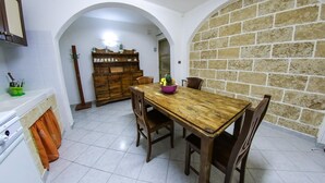Private kitchen - The Citrus Comprehensive Structure (GALLIPOLI)