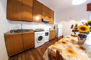 Kühlschrank, Herdplatte