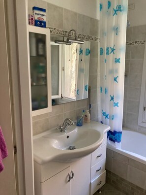 Combinazione doccia/vasca, bidet