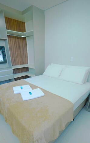 Iron/ironing board, free WiFi