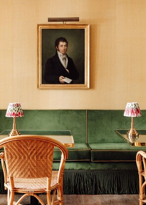 Free daily cooked-to-order breakfast