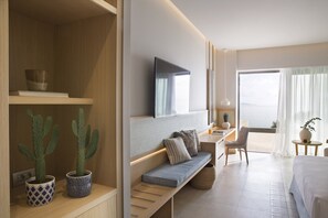 1 Schlafzimmer, Zimmersafe, Schreibtisch, Bügeleisen/Bügelbrett