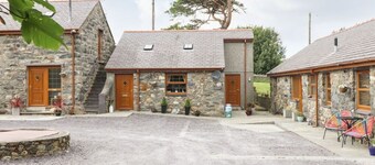 Barn conversion at the old Watermill - Snowdonia & Zip Line close by.